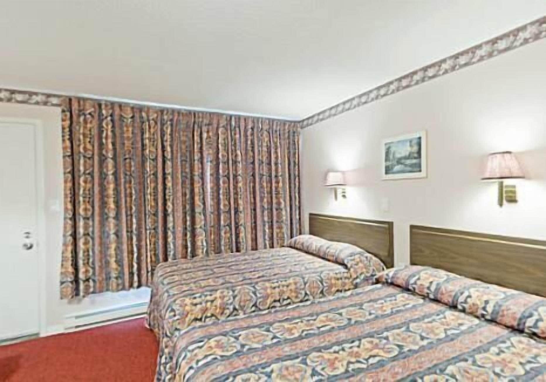 Milan Garden Inn Thorold Экстерьер фото