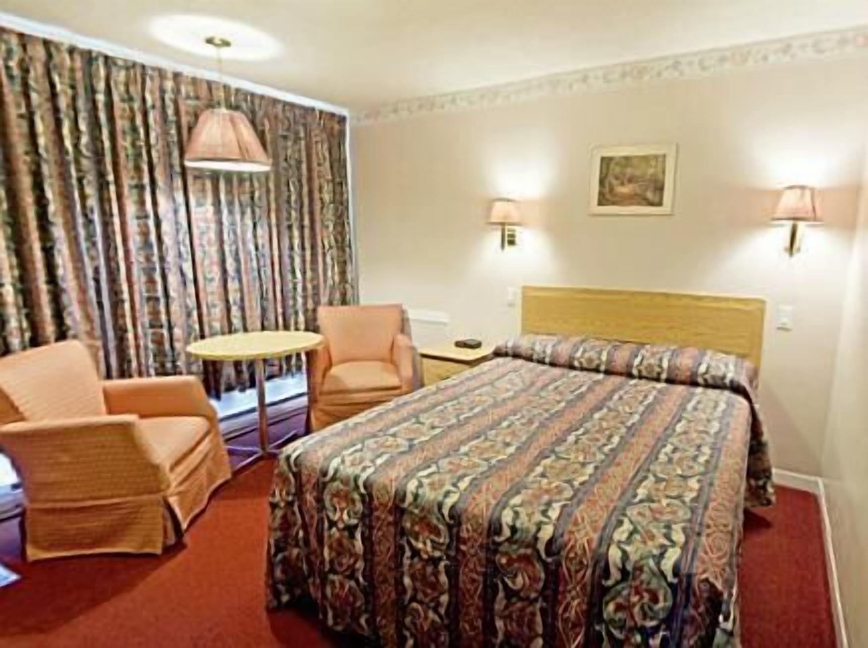 Milan Garden Inn Thorold Экстерьер фото